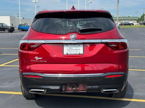 Used 2023 Buick Enclave Essence w/ Trailering Package, 5000 lbs. FWD image 4