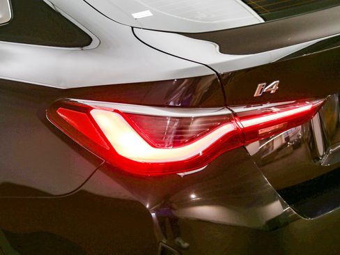 Certified 2023 BMW i4 eDrive40 w/ Premium Package RWD image 12