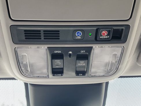 Certified 2022 Honda Odyssey Elite image 37