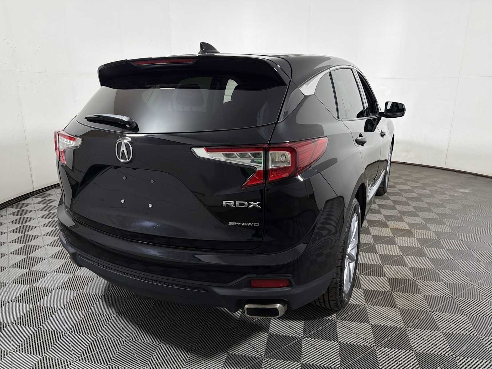 Used 2024 Acura RDX SH-AWD image 6