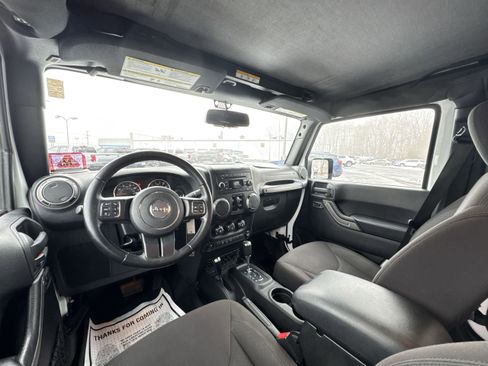 Used 2017 Jeep Wrangler Unlimited Sport w/ Quick Order Package 24S image 10