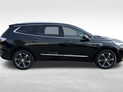 Used 2022 Buick Enclave Essence w/ Experience Buick Package AWD/4WD image 4