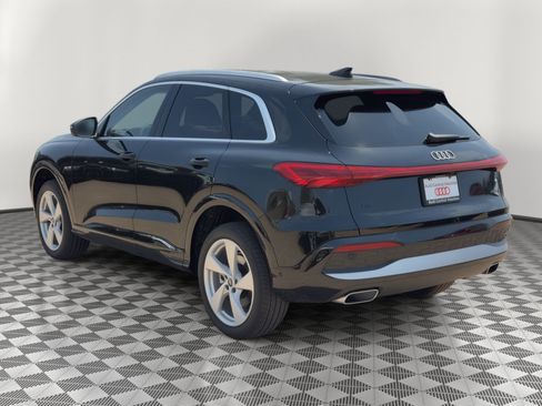 New 2026 Audi Q5 Premium Plus AWD/4WD image 3