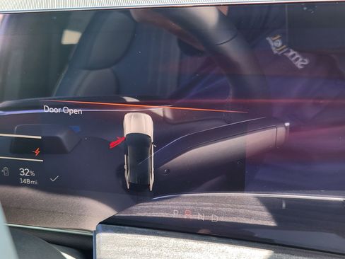 New 2025 Cadillac Escalade IQ Luxury 2 image 34