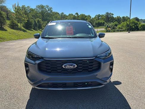 Certified 2024 Ford Escape ST-Line Elite w/ Premium Technology Package AWD/4WD image 7