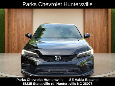 Used 2024 Honda Civic Sport image 2