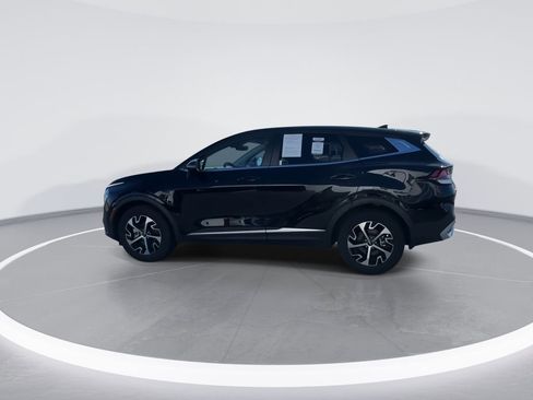 Used 2025 Kia Sportage EX image 7