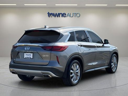 Used 2022 INFINITI QX50 Essential image 5