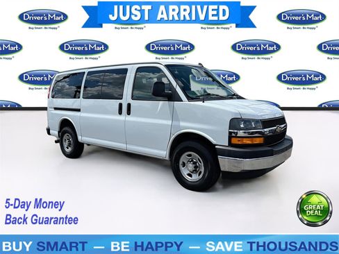 Used 2020 Chevrolet Express 3500 LT w/ LT Preferred Equipment Group RWD image 1