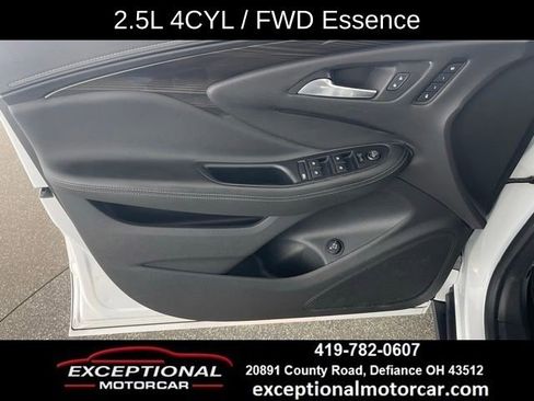 Used 2020 Buick Envision Essence w/ Experience Buick Package FWD image 35