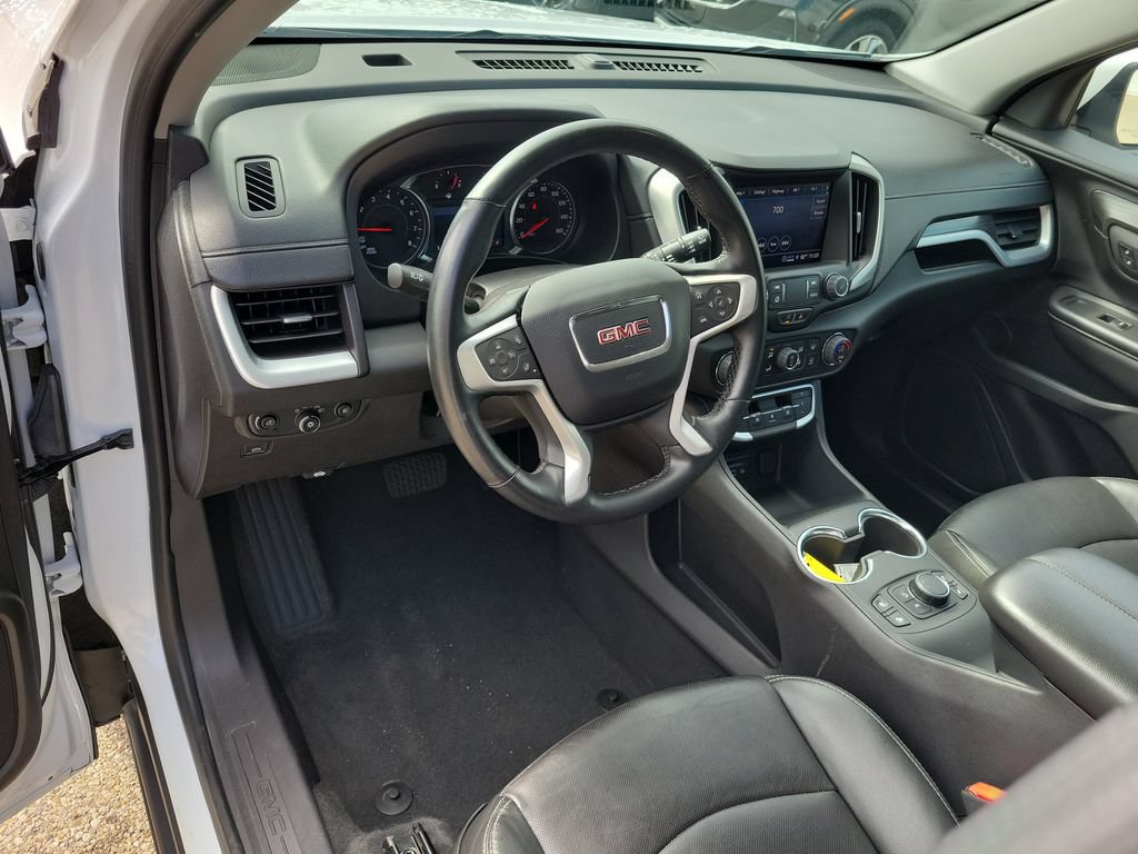 Used 2024 GMC Terrain SLT FWD image 19