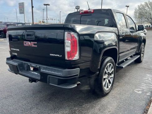 Used 2019 GMC Canyon Denali image 6