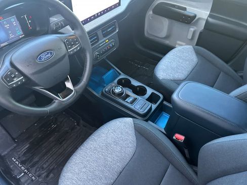 Used 2025 Ford Maverick XLT w/ Equipment Group 301A AWD/4WD image 11