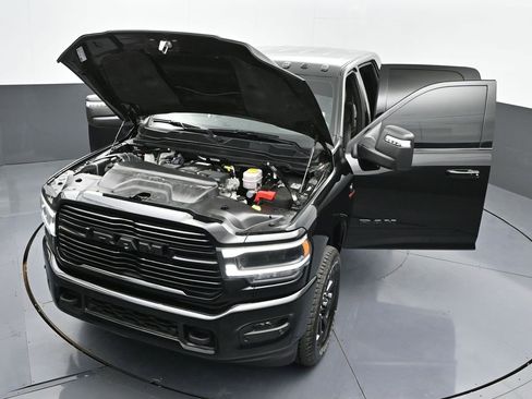 Used 2024 RAM 3500 Laramie w/ Night Edition image 45