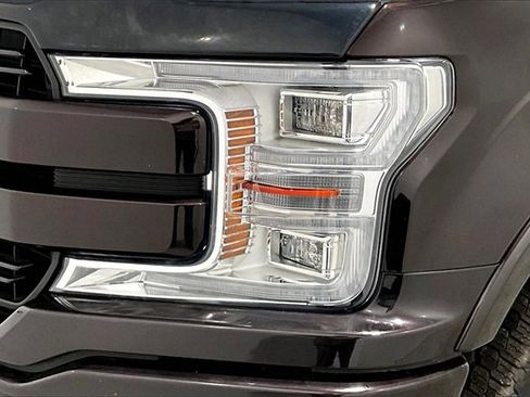 Used 2018 Ford F150 Lariat w/ Equipment Group 502A Luxury image 31