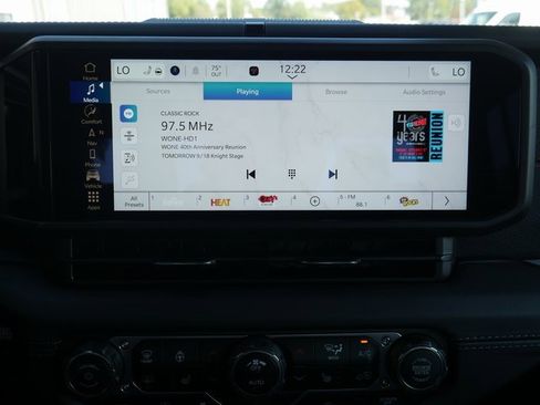 New 2025 Jeep Gladiator Rubicon w/ Convenience Group image 21