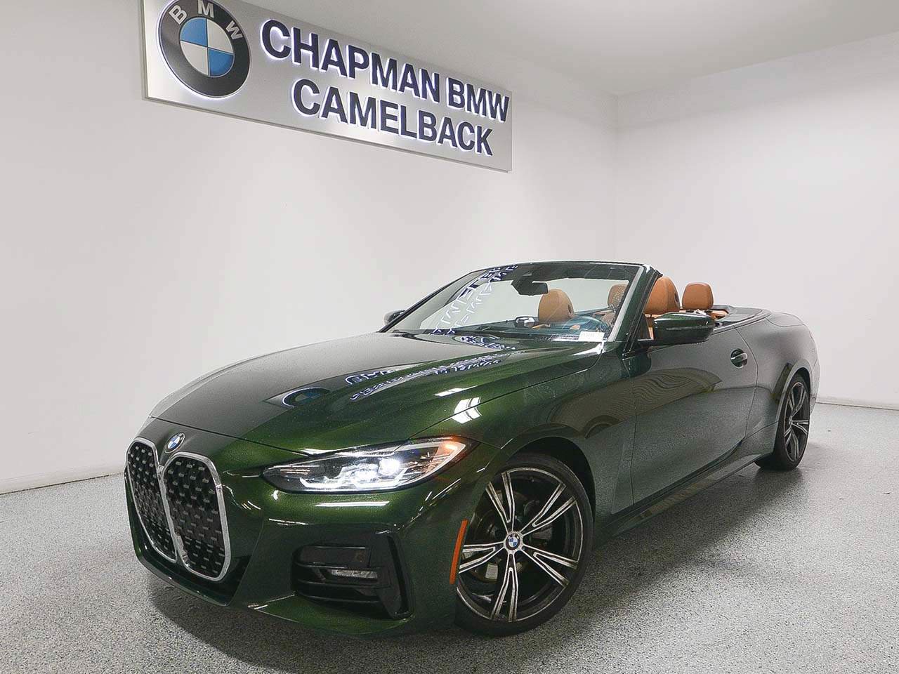 Used 2024 BMW 430i Convertible w/ M Sport Package RWD image 1
