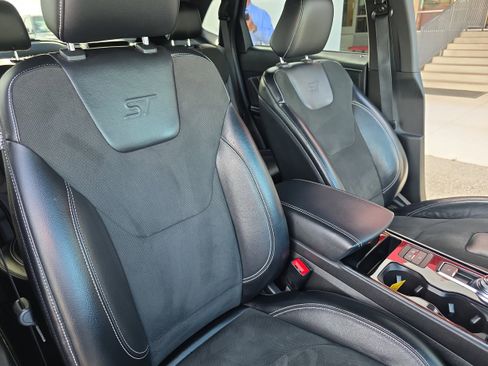 Used 2020 Ford Edge ST w/ Equipment Group 401A AWD/4WD image 14