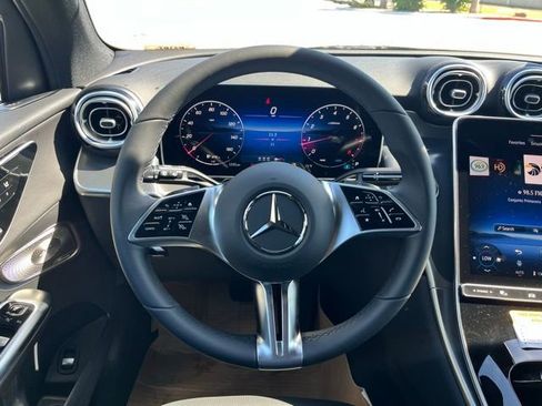 New 2026 Mercedes-Benz GLC 300 GLC 300 image 8