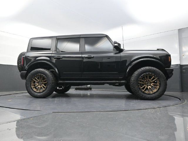 Used 2022 Ford Bronco Outer Banks AWD/4WD image 38