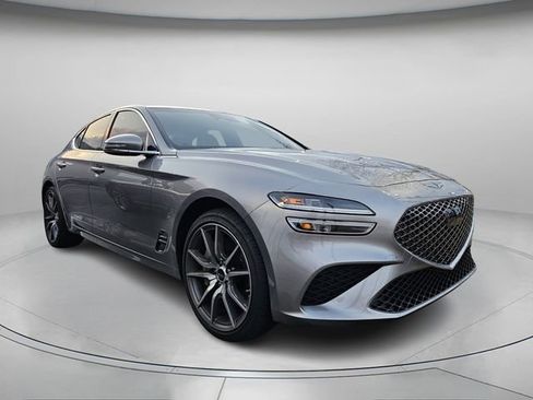 Used 2026 Genesis G70 2.5T image 4