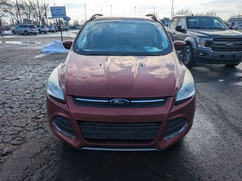 Used 2014 Ford Escape SE w/ Equipment Group 201A image 4