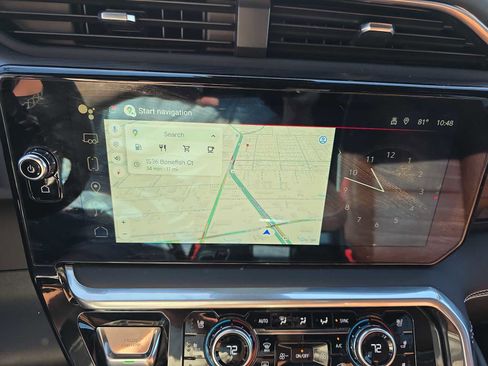 Used 2023 GMC Sierra 1500 Denali Ultimate image 10