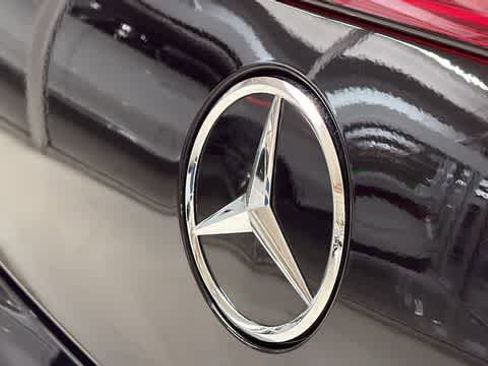 Used 2023 Mercedes-Benz EQE 350+ 4MATIC Sedan image 8