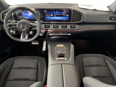 Used 2025 Mercedes-Benz GLE 53 AMG 4MATIC Coupe image 22