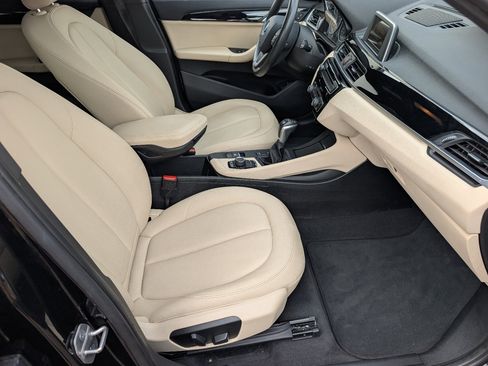 Used 2017 BMW X1 xDrive28i AWD/4WD image 11