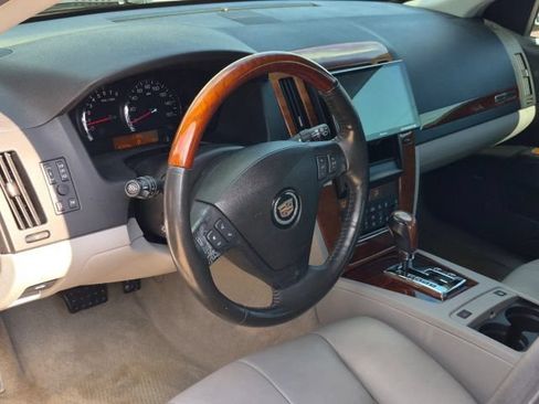Used 2006 Cadillac STS V8 w/ Preferred Equipment Group RWD image 7