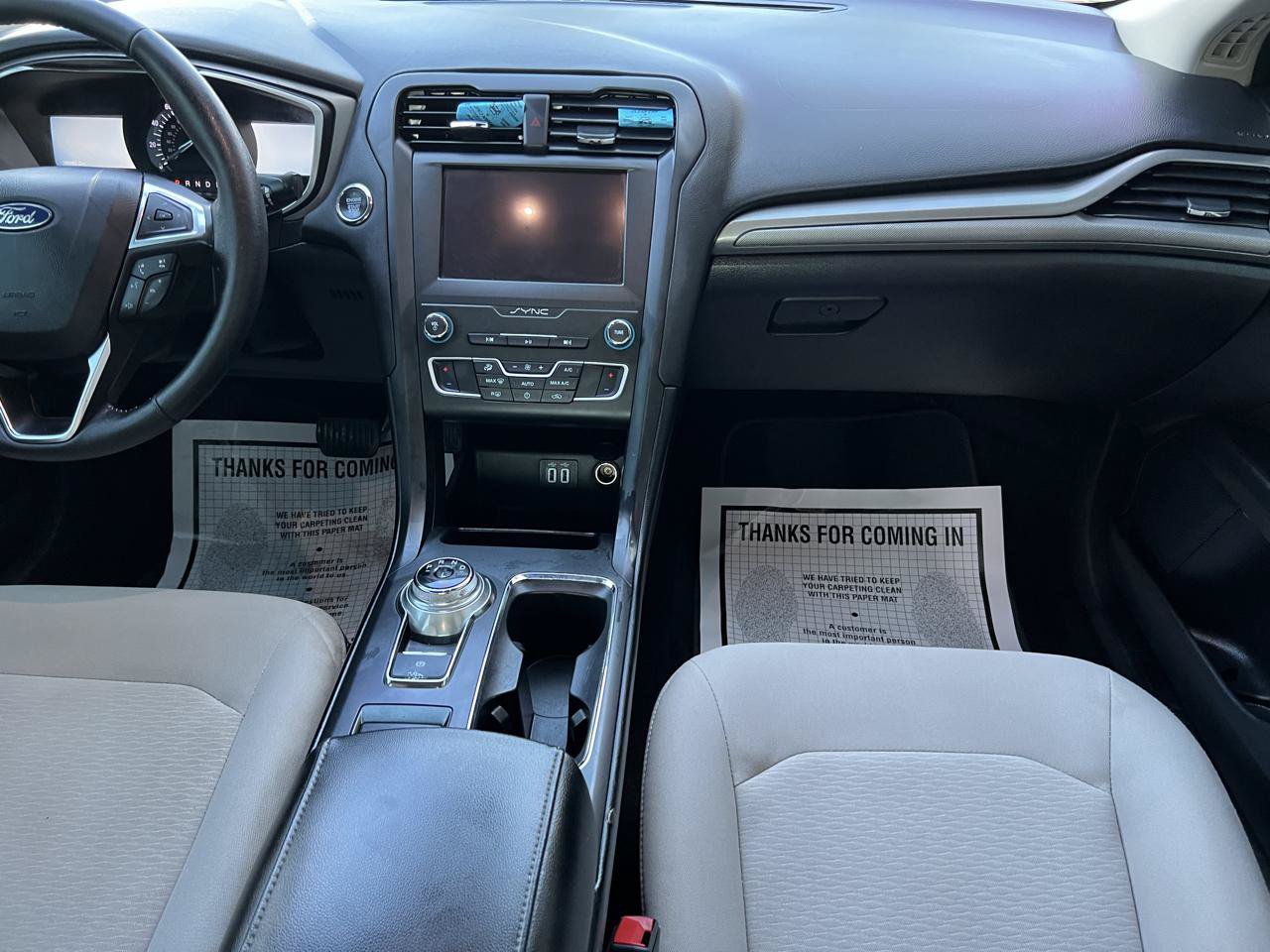 Used 2020 Ford Fusion SE w/ Equipment Group 151A FWD image 15