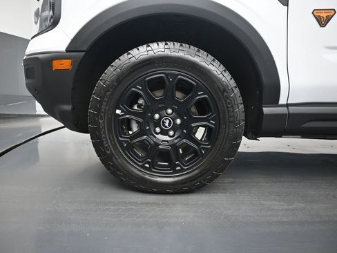 Used 2025 Ford Bronco Sport Badlands AWD/4WD image 25