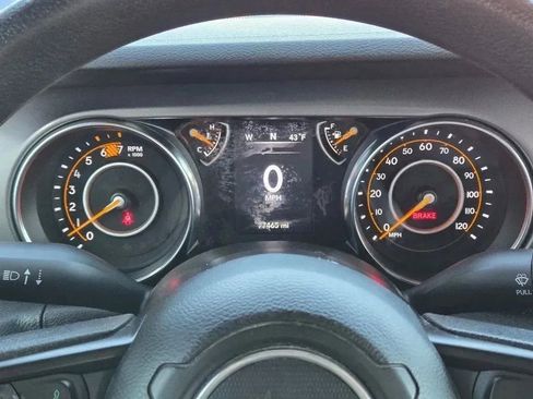 Used 2023 Jeep Wrangler Sport image 17