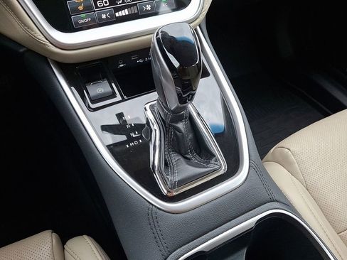 Used 2020 Subaru Legacy Limited w/ Popular Package #3 image 18