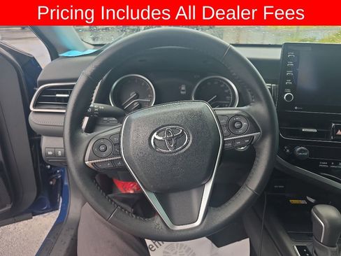 Used 2024 Toyota Camry XLE FWD image 8