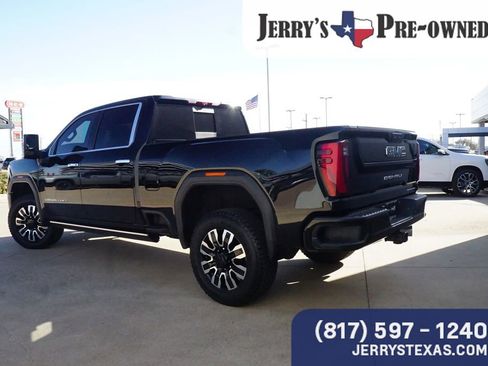 Used 2024 GMC Sierra 2500 Denali Ultimate w/ Max Trailering Package image 2