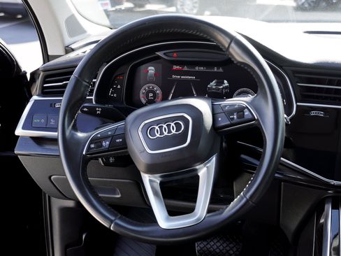 Used 2020 Audi Q7 3.0T Premium Plus AWD/4WD image 40