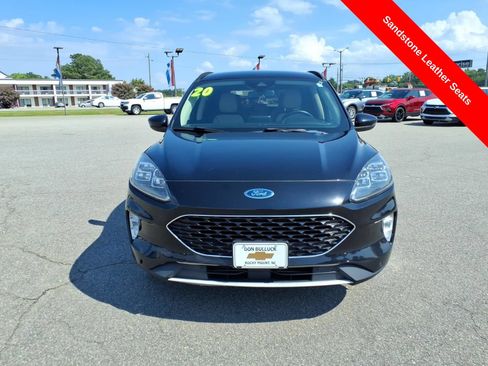 Used 2020 Ford Escape Titanium AWD/4WD image 8
