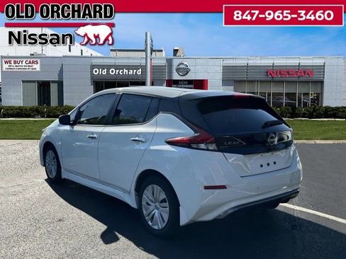 Used 2024 Nissan Leaf S image 6