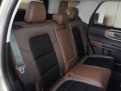 New 2025 Ford Bronco Sport Outer Banks w/ Outer Banks Tech Package+ image 44