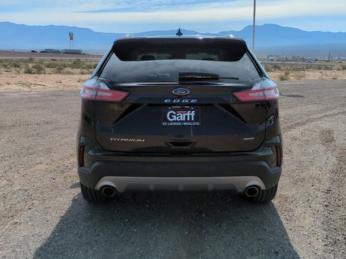 Used 2022 Ford Edge Titanium w/ Equipment Group 301A image 4