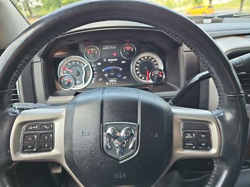 Used 2015 RAM 2500 Laramie AWD/4WD image 21