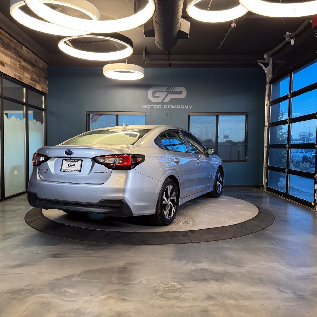 Used 2023 Subaru Legacy AWD/4WD image 3