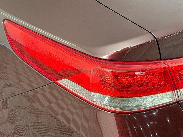 Used 2016 Kia Optima EX w/ Premium Package FWD image 33