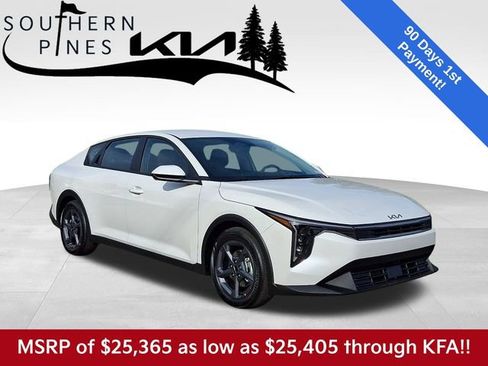 New 2026 Kia K4 FWD image 1
