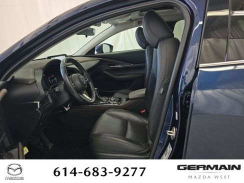 Used 2022 MAZDA CX-30 AWD 2.5 S w/ Premium Package image 12