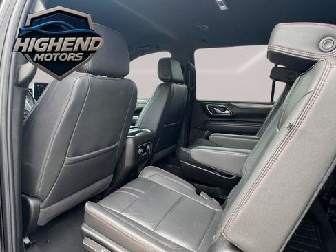 Used 2023 Chevrolet Suburban RST w/ Luxury Package AWD/4WD image 17