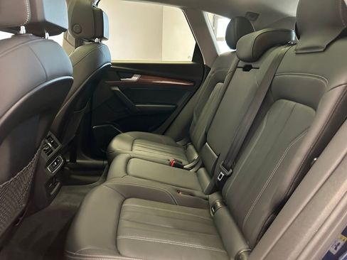 Used 2021 Audi Q5 2.0T Premium w/ Convenience Package image 25
