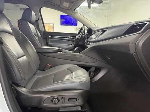 Used 2018 Buick Enclave Essence w/ Trailering Package image 20